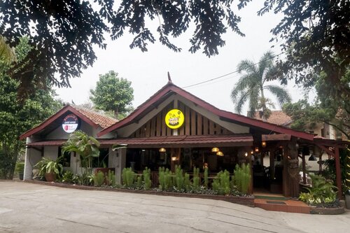 Formerly Reddoorz Syariah Trans Studio Cibubur