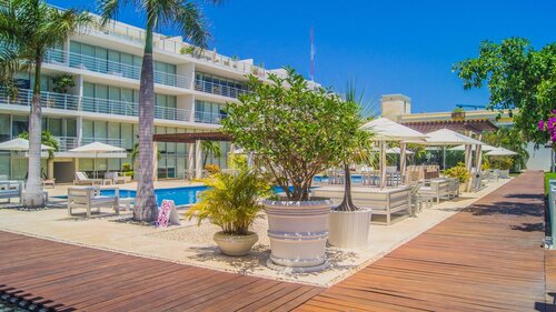 Luxury Condos at Magia