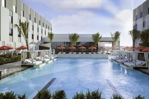 Avani Muscat Hotel & Suites