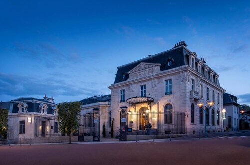 Best Western Premier Le Chapitre Hotel & Spa