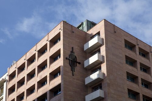 Zeus Essence Athens Central