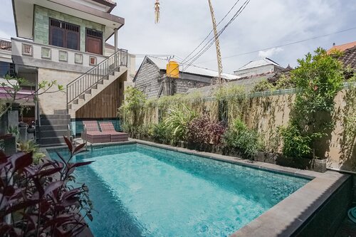 Taxa Uma Guest House By Zuzu