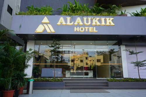 Alaukik Hotel