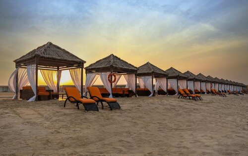 Regency Sealine Camp