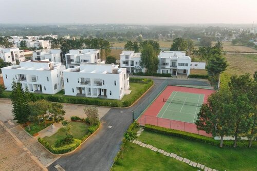 Spree Resort At Century Wintersun