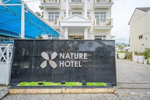 Nature Hotel
