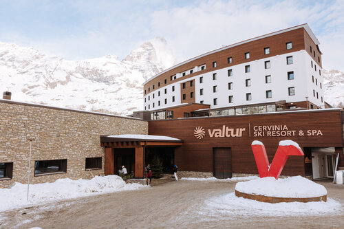 Valtur Cervinia Cristallo Ski Resort 5*