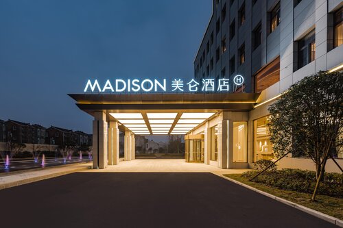 Madison Hotel Shanghai International Tourism