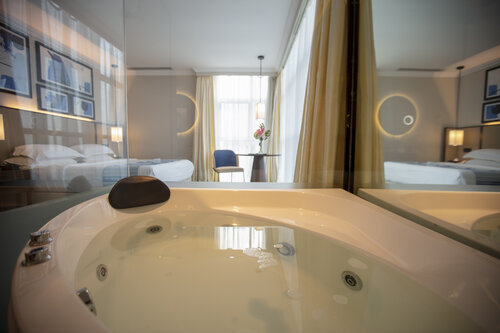 Prime Al Corniche Hotel