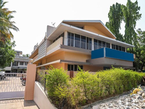 Oyo 12237 Luxury Villas