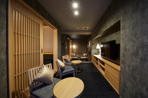 Rinn Shijo Nishinotoin