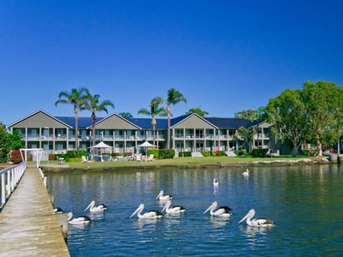 Moby Dick Waterfront Motel