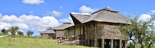 Serengeti Safari Lodge