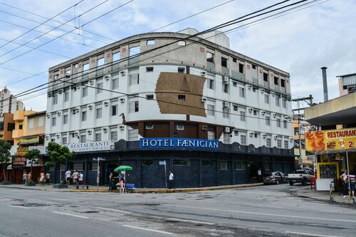 Hotel Fenician
