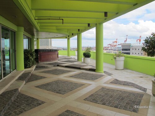 Sugbutel Family Hotel