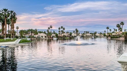 The Chateau At Lake La Quinta