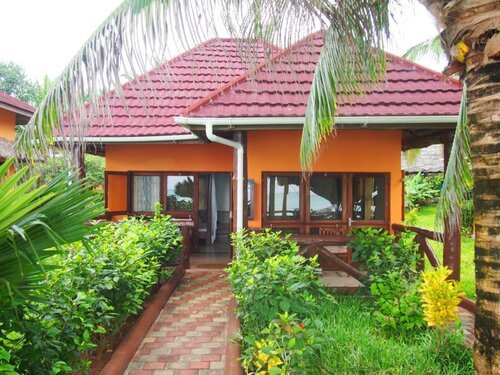 Mnarani Beach Cottages