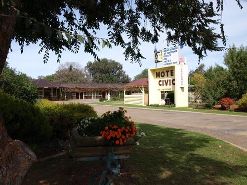 Civic Motor Inn