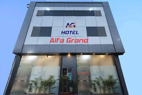 4083 Hotel Alfa Grand