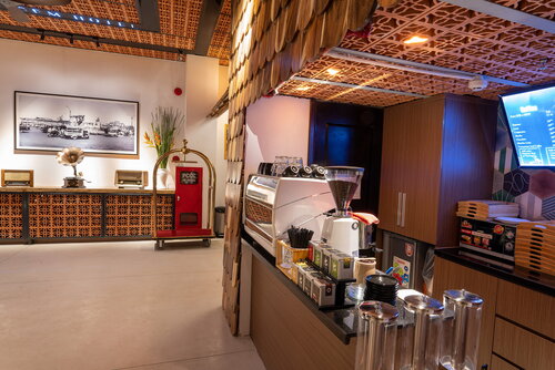 Sky Gem Central Hotel