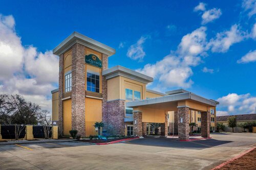 La Quinta Inn & Suites By Wyndham Beeville