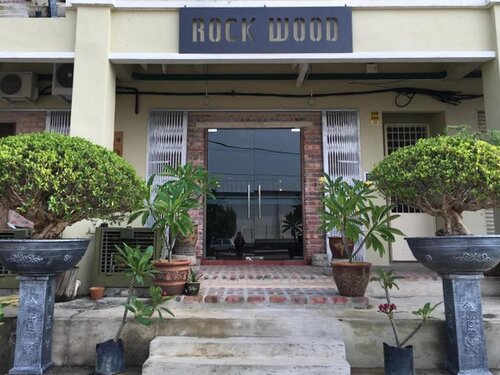 Rock Wood Hotel
