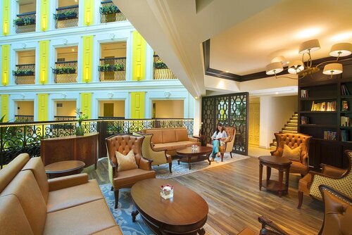 Fragrant Nature Kochi - A Classified 5 Star Hotel