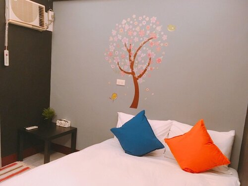 GRADS TREE INN HOSTEL