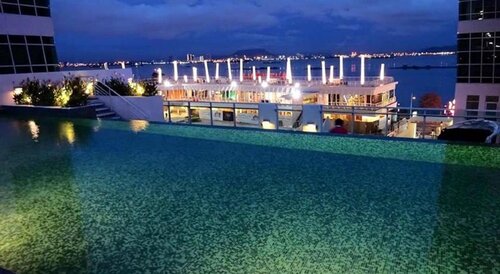 Maritime Luxury Suites