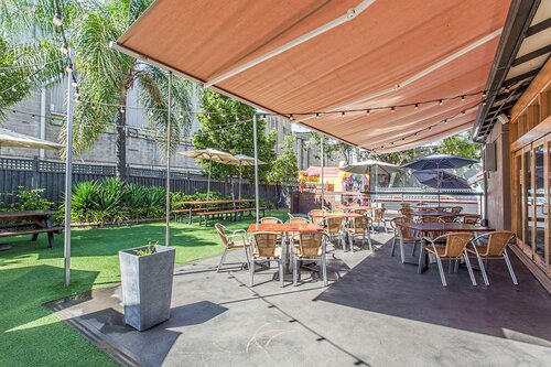 Nightcap At High Flyer Hotel