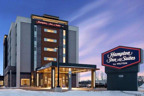 Hampton Inn & Suites By Hilton Ottawa West