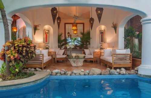 Mi Otra Casa - Adults Only