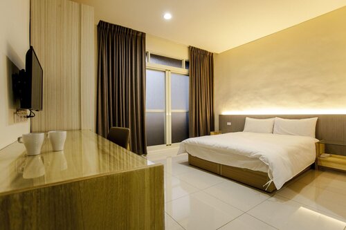 Traveler No.3 - Fengjia