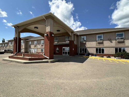 Rimbey Ridge Hotel & Suites