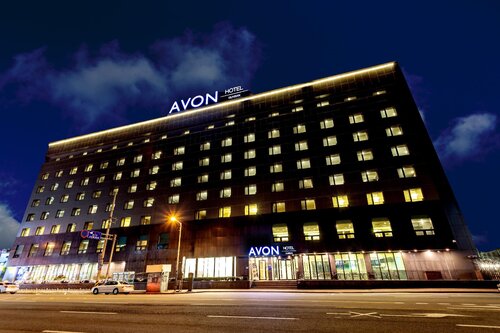 Avon Hotel