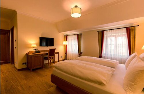 Hotel & Gaststätte zum Erdinger Weißbräu