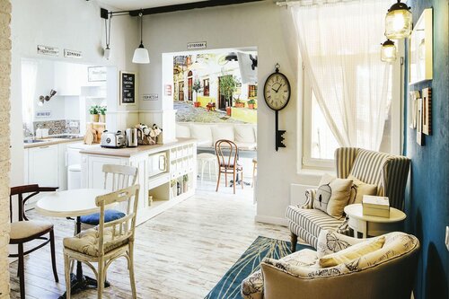 5 Vintage Guest House