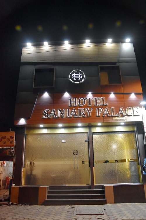 Hotel Sanjary Palace