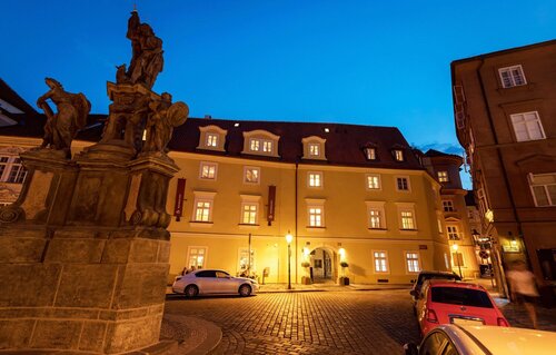 Old Royal Post Hotel