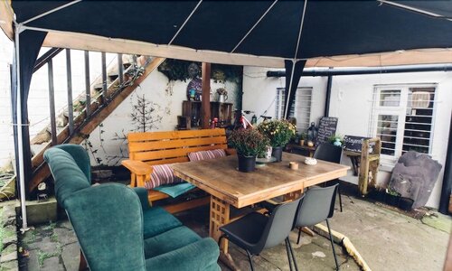 Spoon And The Stars Hostel