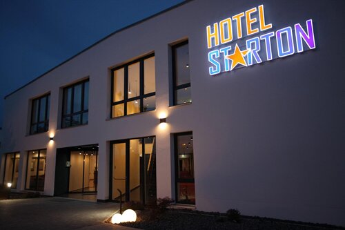 Hotel Starton Am Village