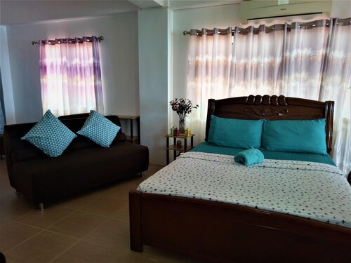 SmallFry's Beach Resort