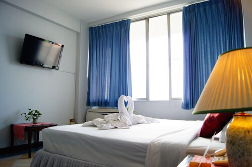 Ymca International Hotel