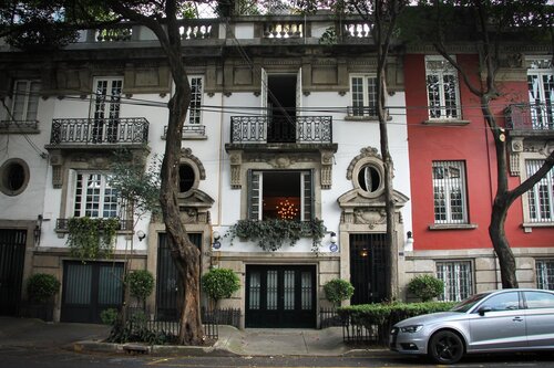 Nima Local House Hotel