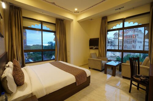 The Lake View Palace