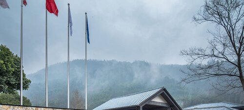 Howard Johnson Huashuiwan HotSpringsResort Chengdu