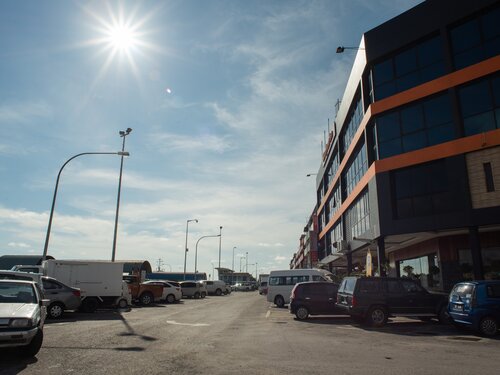 Capital O 90083 Riverfront Inn 