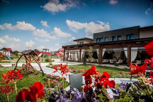 Armonia By Aristocratis