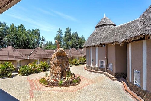 Comfort Gardens Sweetwater Hotel