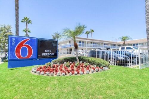 Motel 6 Santa Ana